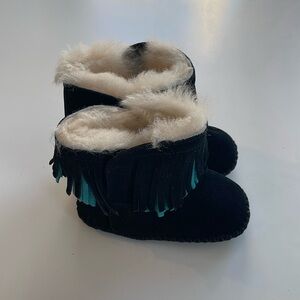 Ugg infant Fringe booties